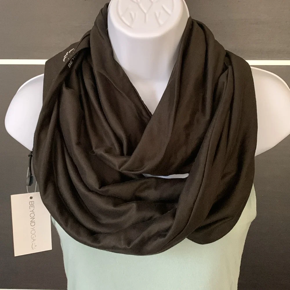 Beyond Yoga Infinity Scarf with Hidden Pocket